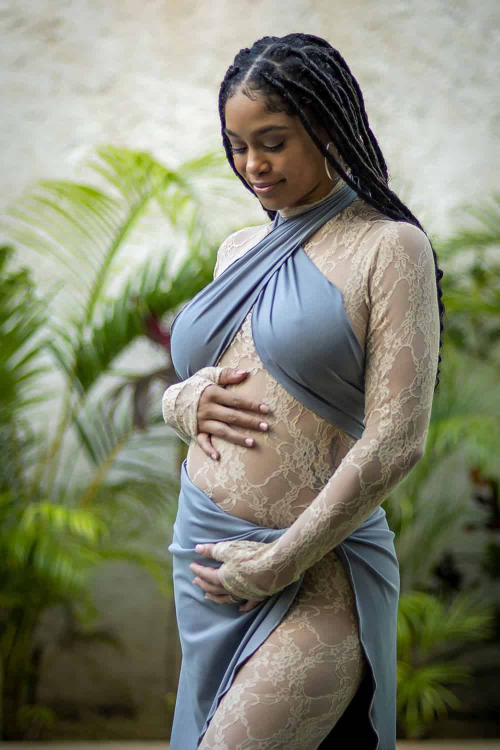 tulum maternity photographer